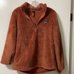 Teddy bear style pullover with quarter zip. Patagonia Los Gatos